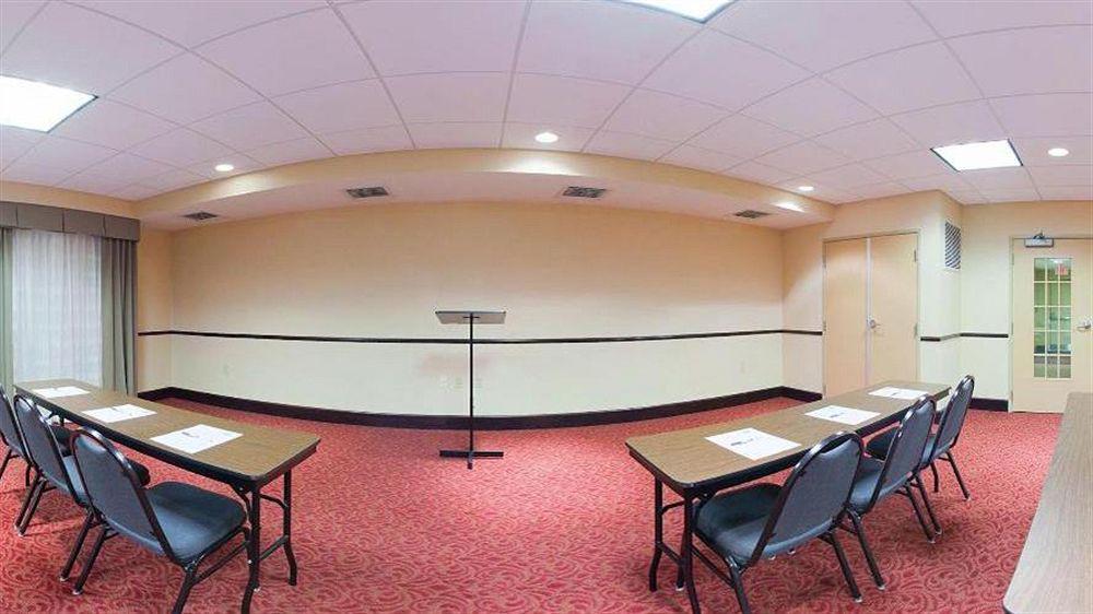 Holiday Inn Express & Suites East Wichita I-35 Andover By Ihg Extérieur photo