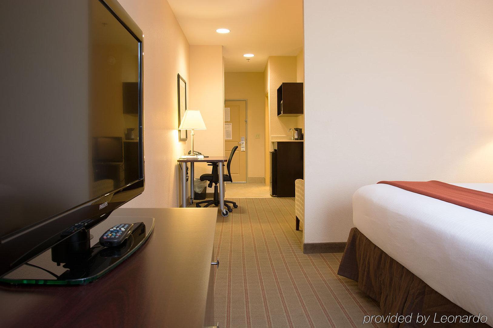 Holiday Inn Express & Suites East Wichita I-35 Andover By Ihg Extérieur photo