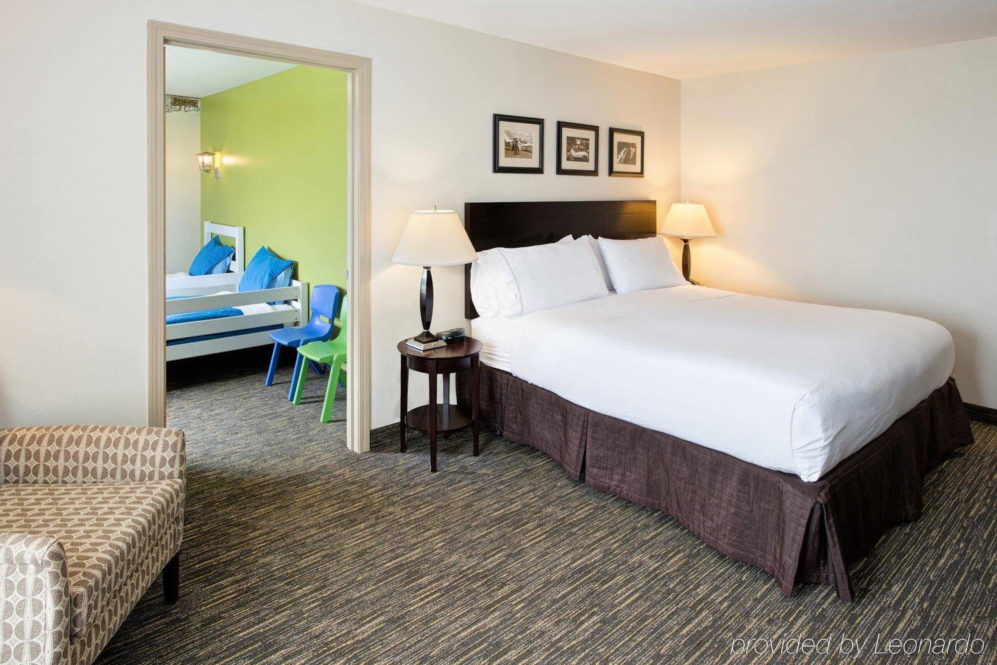 Holiday Inn Express & Suites East Wichita I-35 Andover By Ihg Extérieur photo