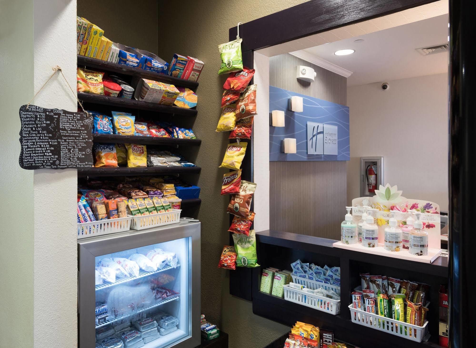 Holiday Inn Express & Suites East Wichita I-35 Andover By Ihg Extérieur photo