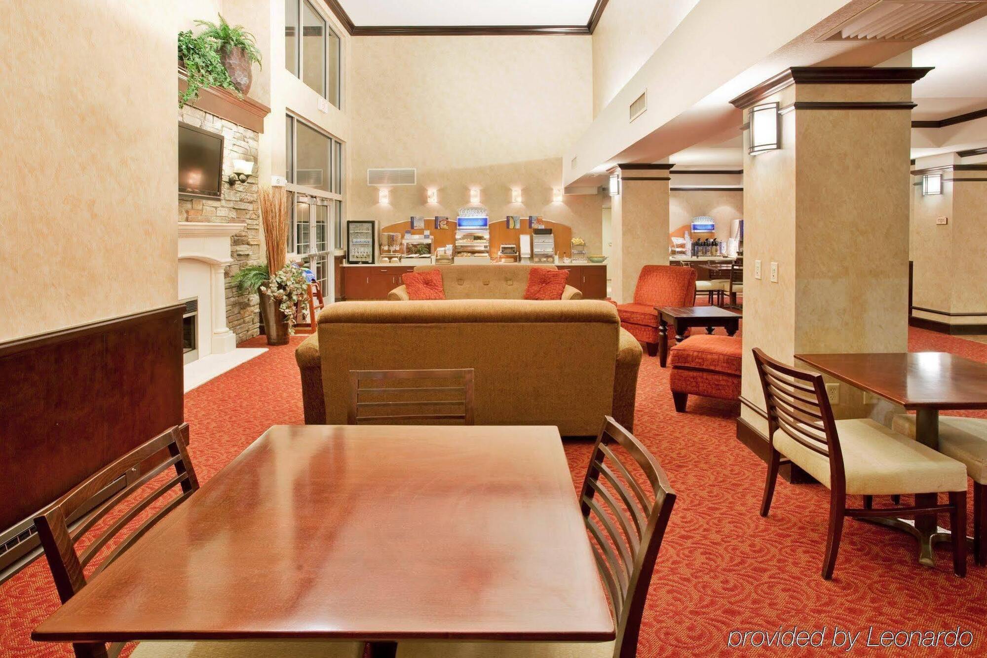 Holiday Inn Express & Suites East Wichita I-35 Andover By Ihg Extérieur photo